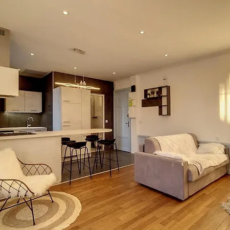 Apartment Spacieux Et Lumineux A 5 Min De La Gare *