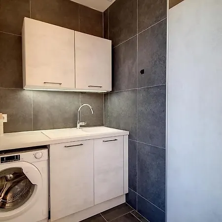 Apartment Spacieux Et Lumineux A 5 Min De La Gare